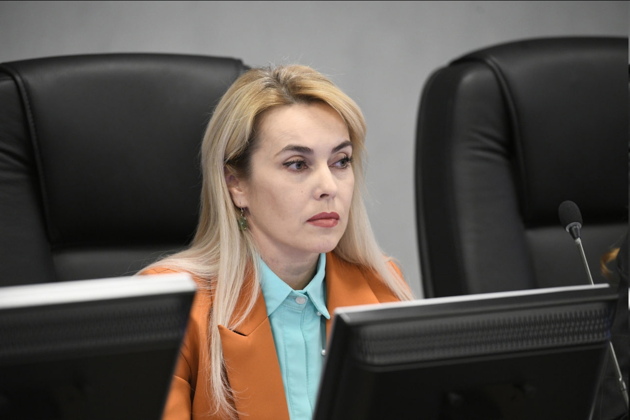 «Работы впереди много», — Парфенчиков поздравил новую градоначальницу с избранием на пост мэра Петрозаводска