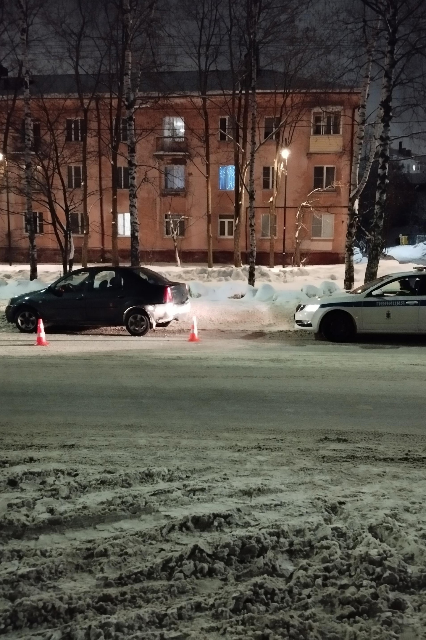 Иномарка сбила пенсионерку поздно вечером в Петрозаводске | 18.12.2023 |  Новости Петрозаводска - БезФормата