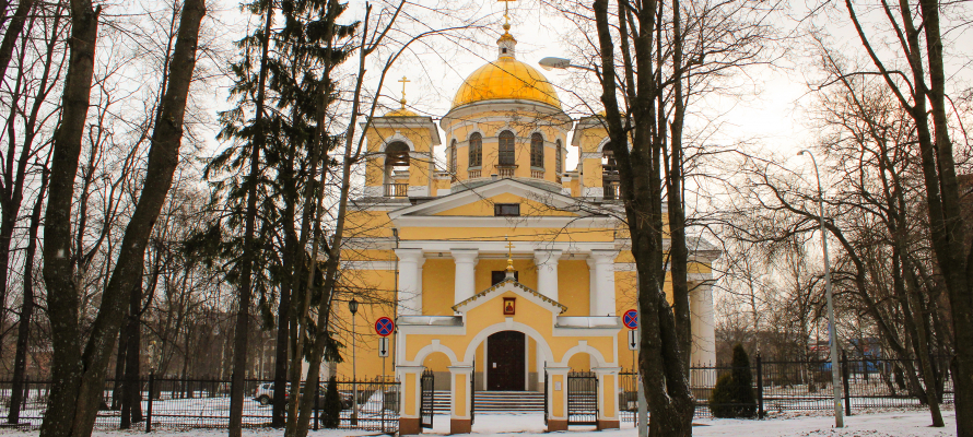 Власти Петрозаводска поздравили верующих с Рождеством Христовым