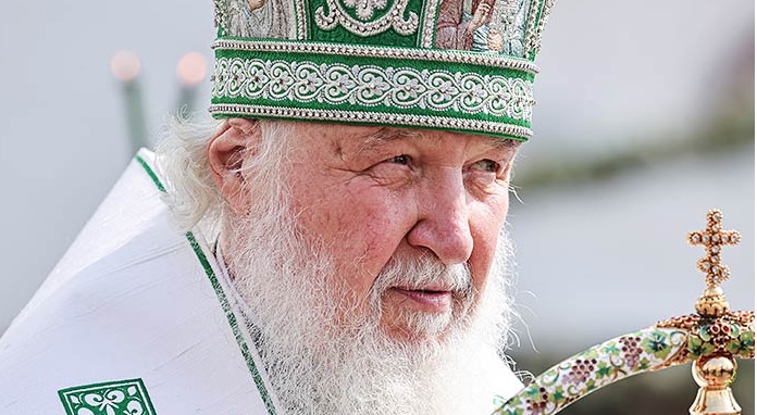 Патриарх Кирилл призвал не отвергать вернувшихся в страну россиян