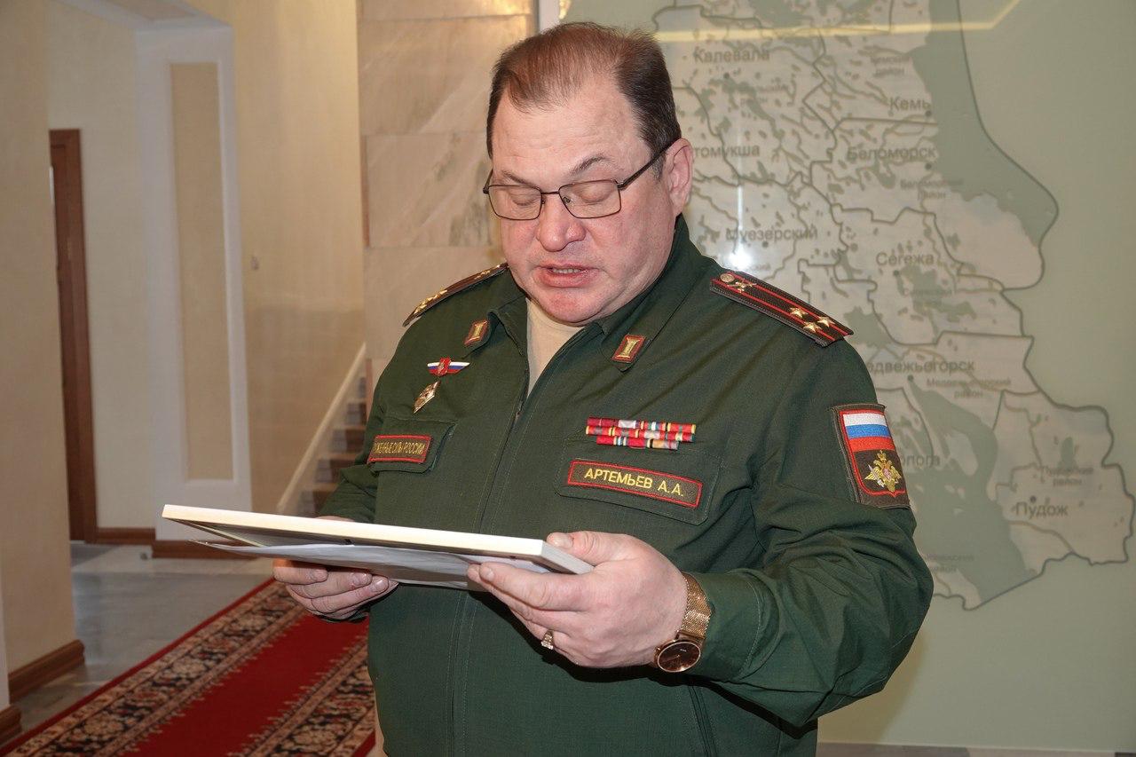 Россия ответит на все вызовы: в Карелии продолжается формирование армейского подразделения