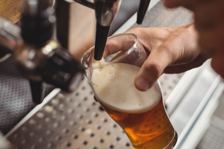Депутаты ограничат продажу пива в «наливайках»