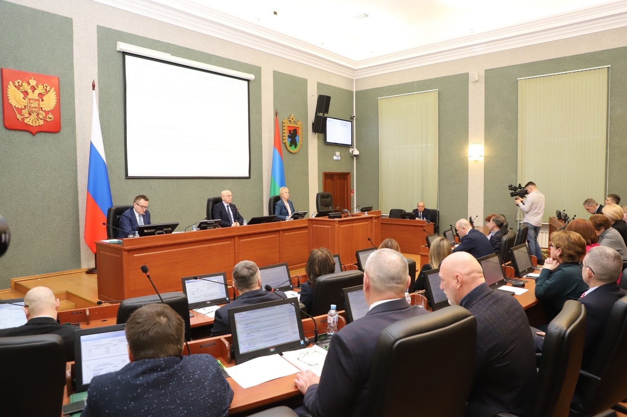 Элиссан Шандалович подвел итоги заседания Законодательного Собрания Карелии