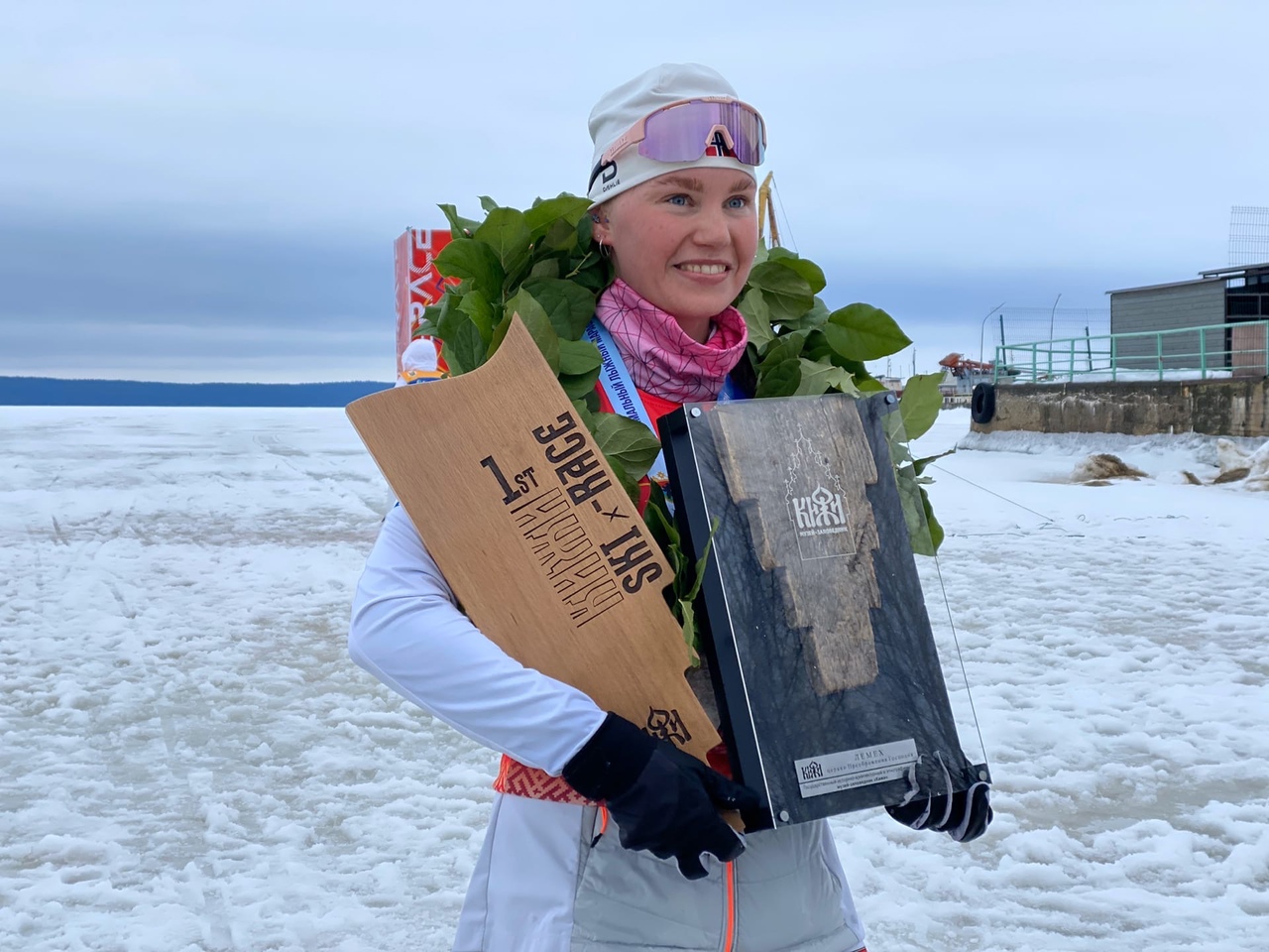 В Карелии экстремалка стала первой женщиной, полностью преодолевшей «лыжный треш»