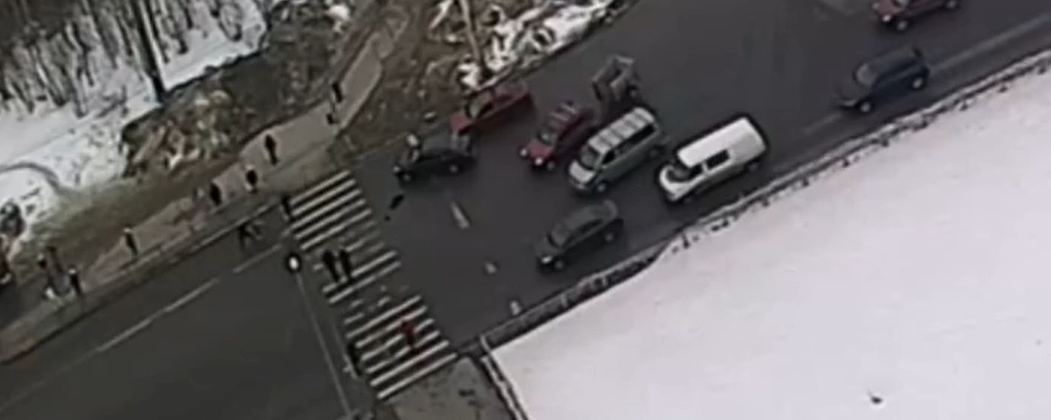 Водители подрались прямо на дороге в Петрозаводске