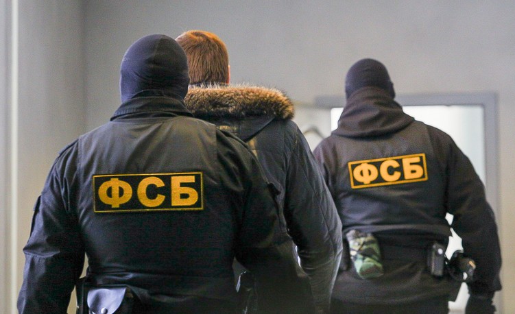  УФСБ Карелии поймало на взятке должностное лицо военно-строительной компании
