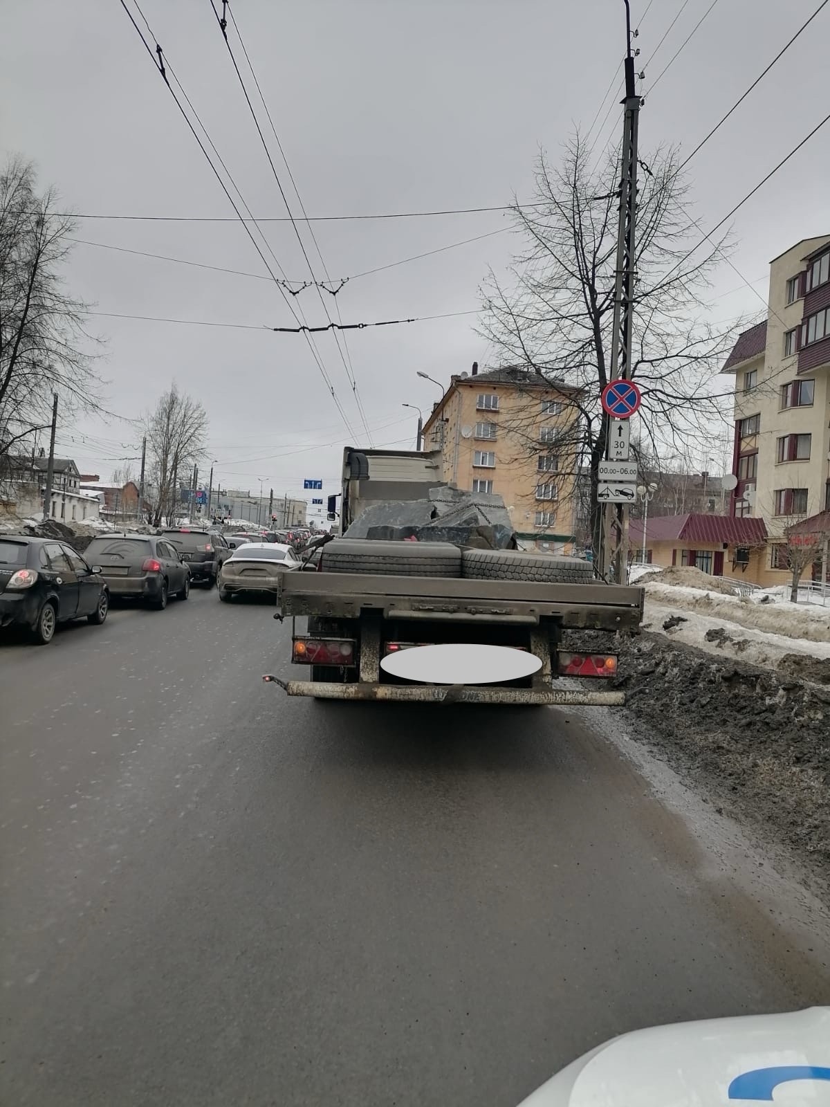 Шесть водителей грузовиков в Петрозаводске проигнорировали правила дорожного движения