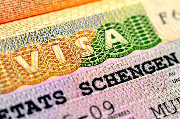 Популярная среди россиян страна впервые начинает выдавать шенгенские визы