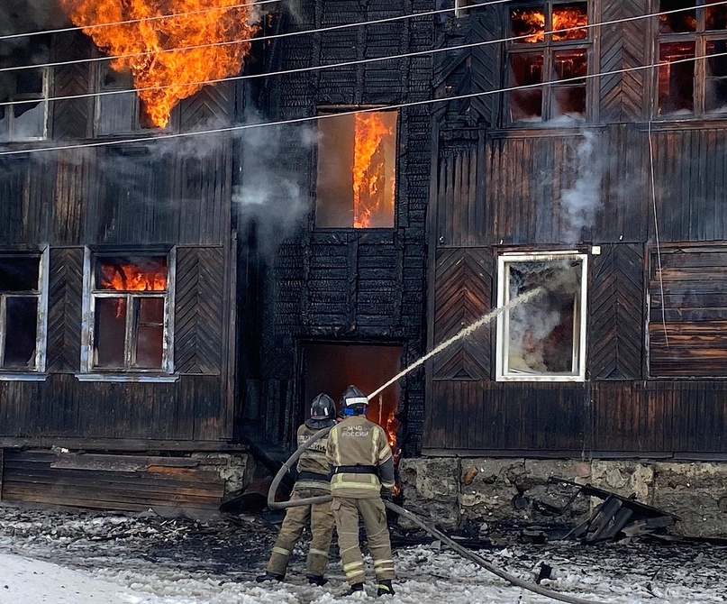Пожарные помогли жителям Петрозаводска в то время, когда бушевал циклон «Патрисия»