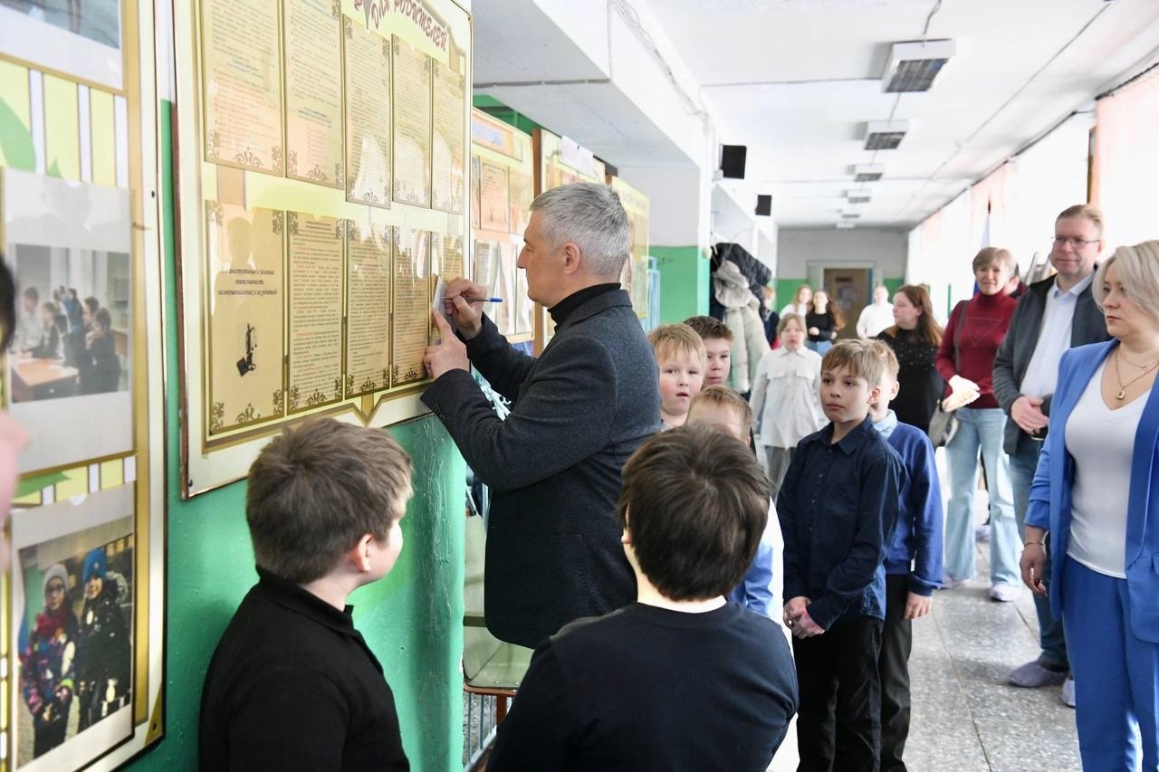 Глава Карелии проверил работу детского сада в Боровом