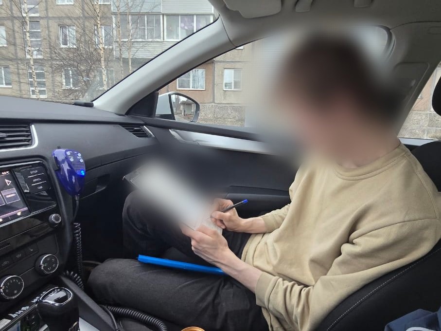 Петрозаводчанин без прав провозил в машине ребенка