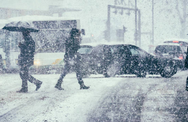 Из-за снегопада дорожная спецтехника в Карелии приведена в повышенную готовность 
