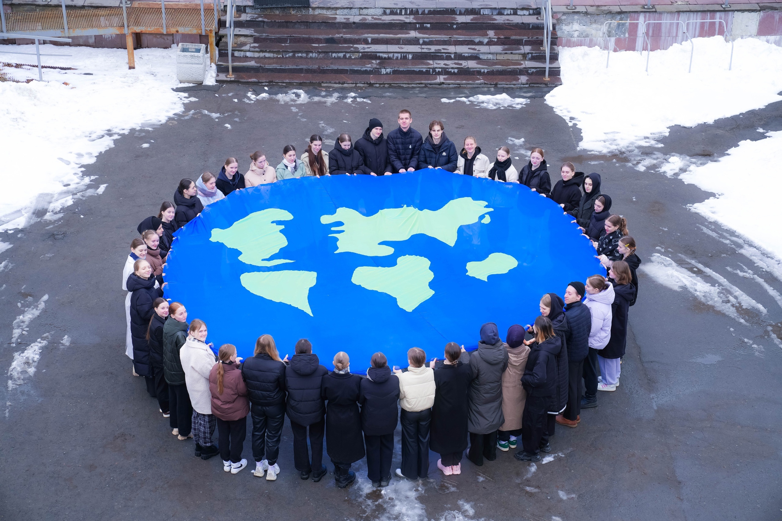 Студенты Карельского колледжа культуры и искусств отметили Всемирный день Земли