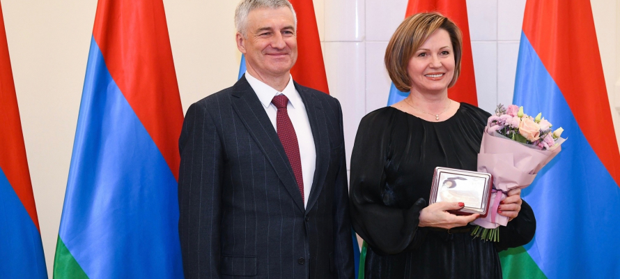 Елене Антошиной присвоили звание «заслуженный финансист»