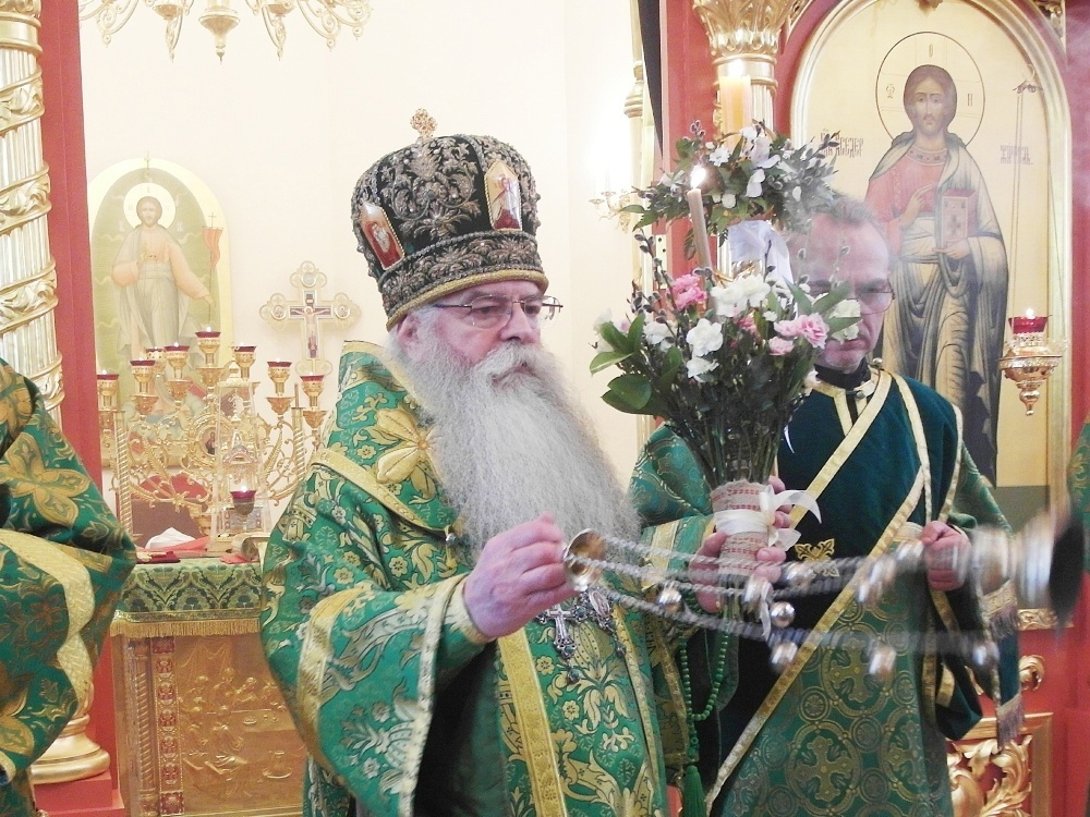 Митрополит Константин освятит вербы в Александро-Невском и Крестовоздвиженском соборах города Петрозаводска