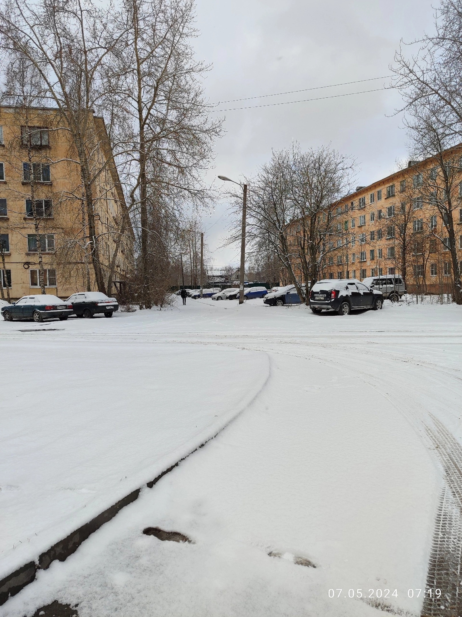 Город бумажников Карелии занесло снегом