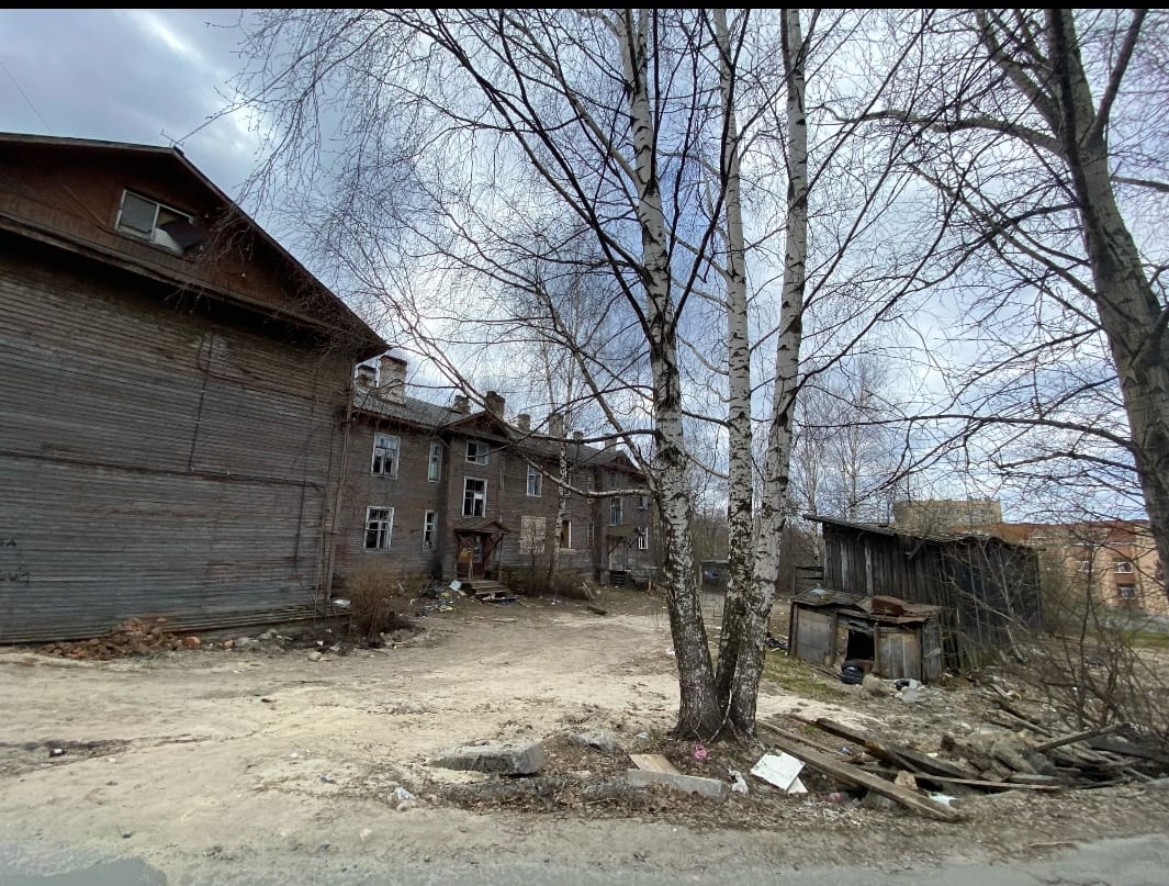 В расширенном центре Петрозаводска стоит опасный дом | СТОЛИЦА на Онего