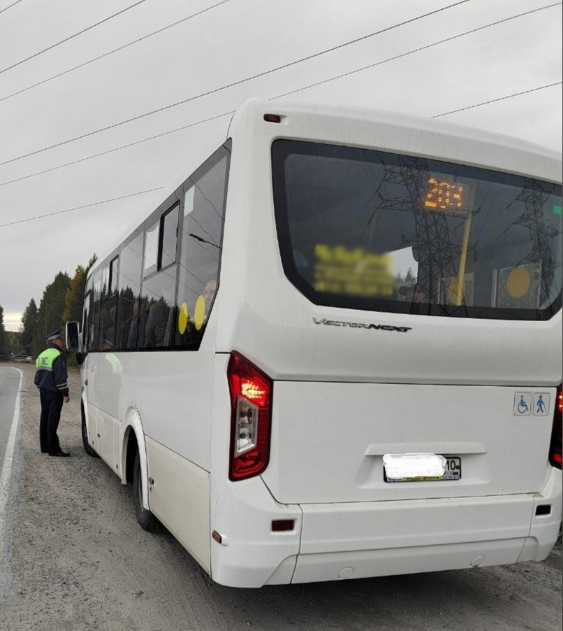 Акция «Безопасный автобус» проходит в Костомукше