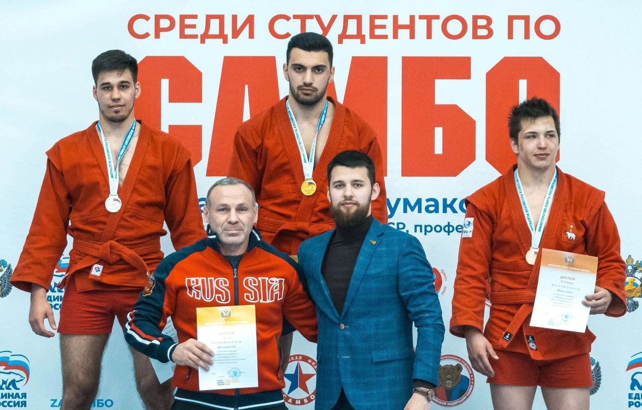 Представитель Карелии стал чемпионом России по самбо среди студентов