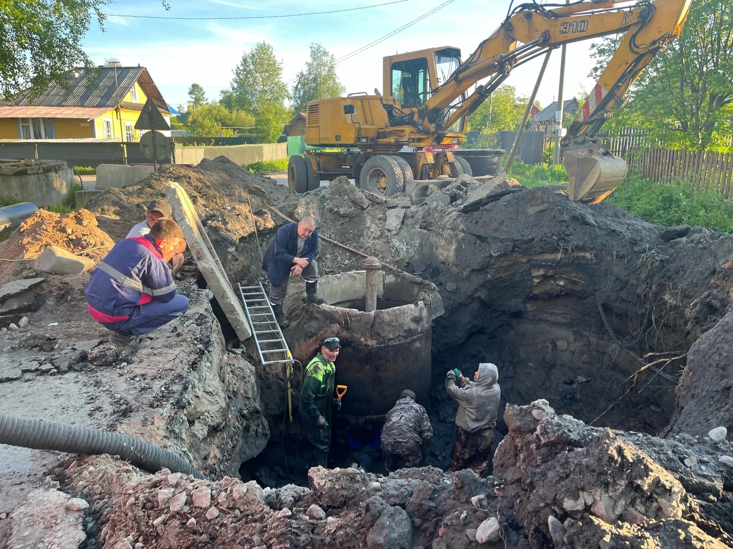 В Беломорске продолжают восстанавливать водопровод