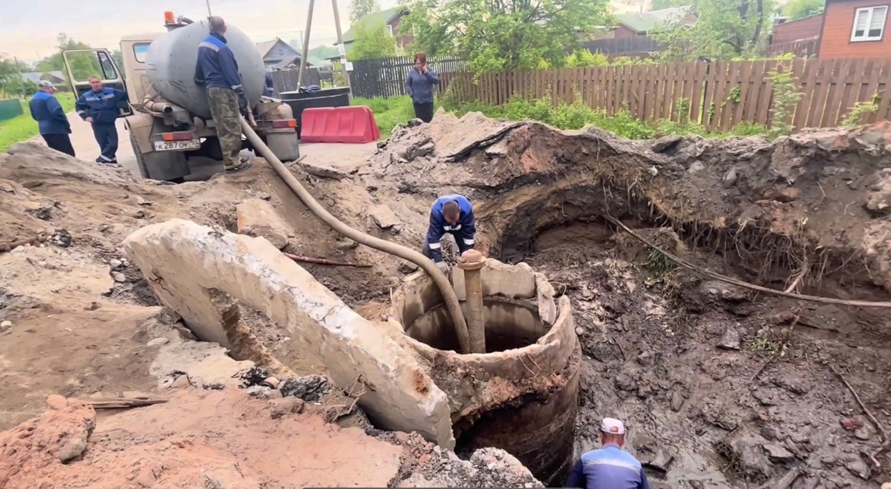 Специалисты устранили аварию на водопроводе в Беломорске