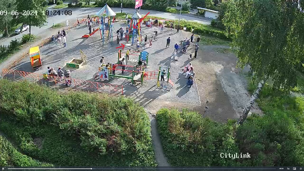 Детская площадка в городе бумажников Карелии подверглась акту вандализма
