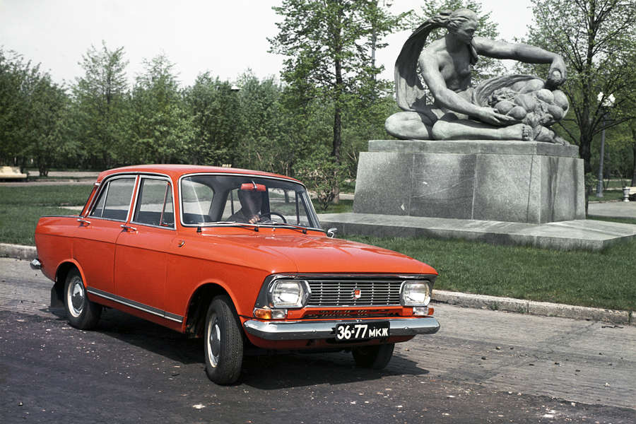 В Москве нашли «Москвич-412», который простоял в гараже с 1991 года