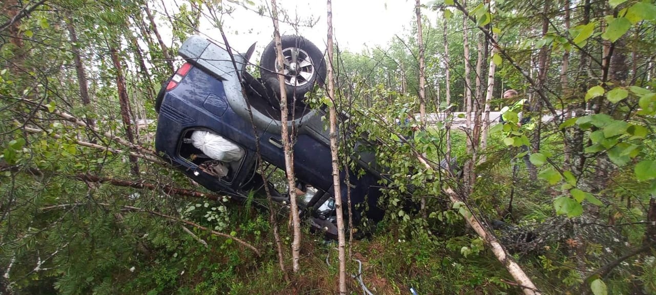 Молодой пассажир погиб в аварии на севере Карелии