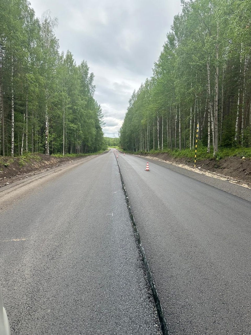 Дорожники кладут новый асфальт на дороге к Надвоицам | СТОЛИЦА на Онего