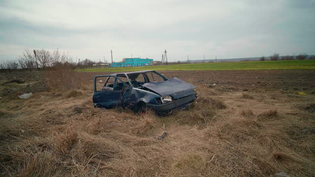 Пьяный угонщик отправил кульбитом авто в кювет на западе Карелии