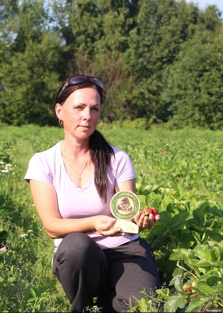 Полка,соната,мальвина: Жительница Карелии открыла ягодную ферму 