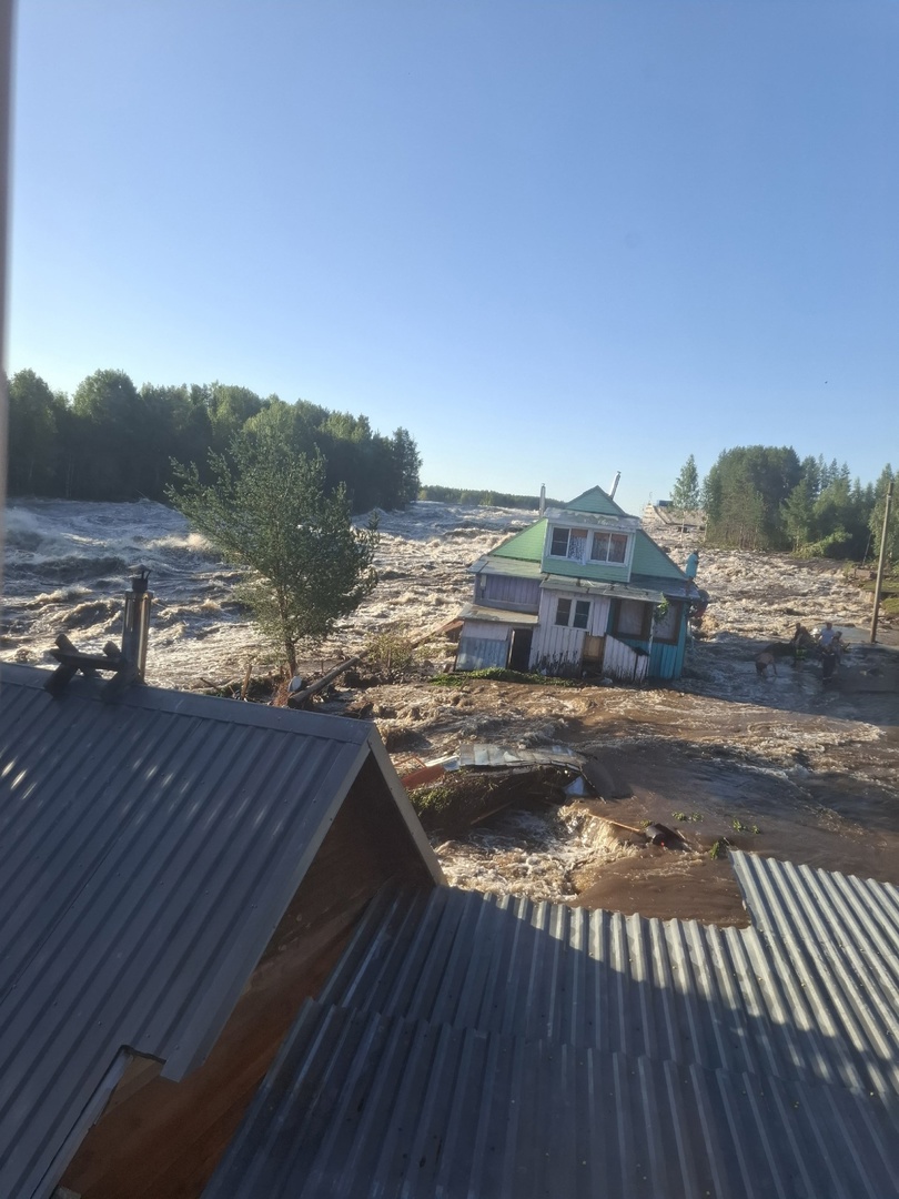 Страшные фото последствий затопления в Карелии опубликовали в сети