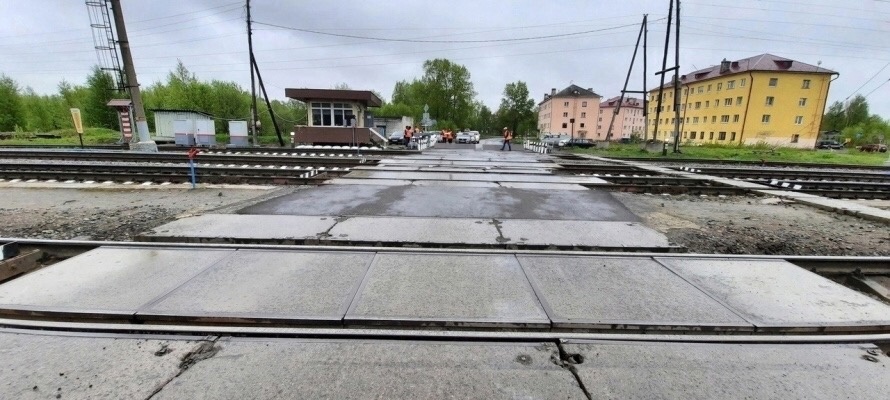 В четверг будет закрыто движение автотранспорта через переезд в Беломорске