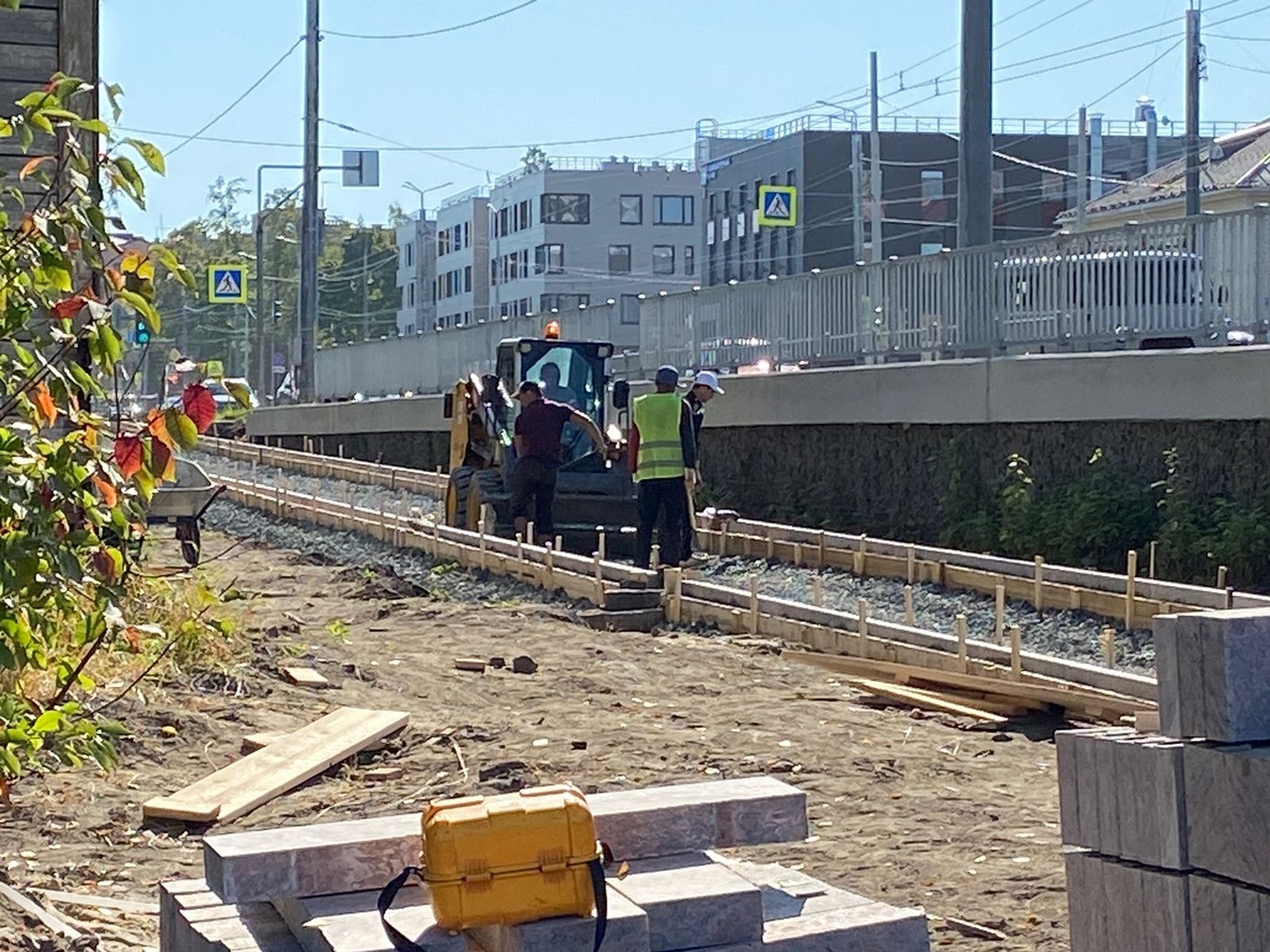 В Петрозаводске продолжается благоустройство скверов