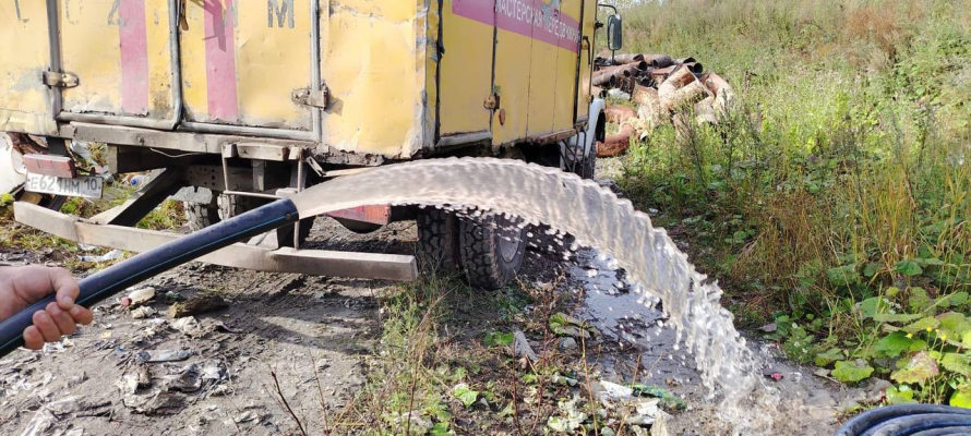 На свалке в Кондопожском районе пробурили 100-метровую скважину
