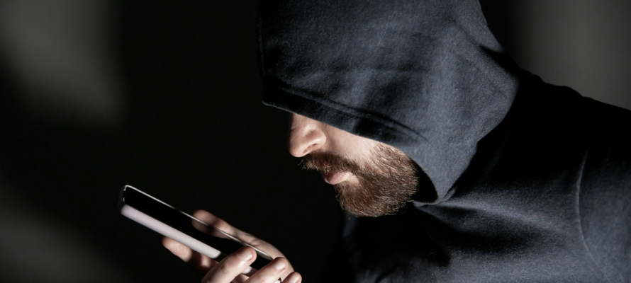 Петрозаводчанка лишилась 150 тысяч рублей при продаже соковыжималки через интернет