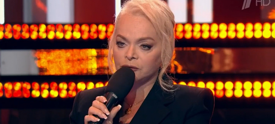 Лариса Долина вернет все деньги Полине Лурье после скандала с мошенничеством