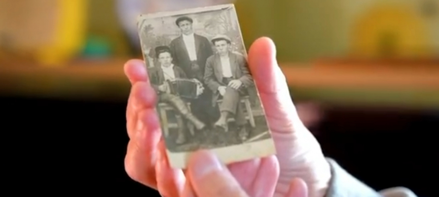 Поисковики благодаря медальону нашли родственников погибшего в Карелии красноармейца