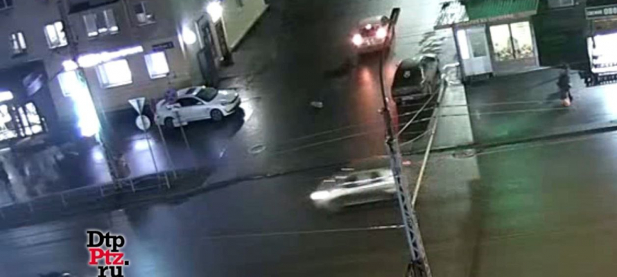 Женщину с грудным ребёнком на скорости сбили в Петрозаводске