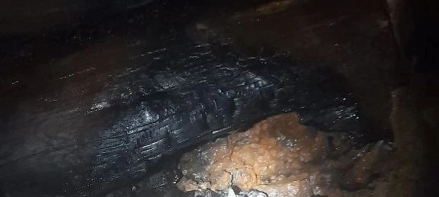 Пожарные спасли дом в селе Шелтозеро в Карелии