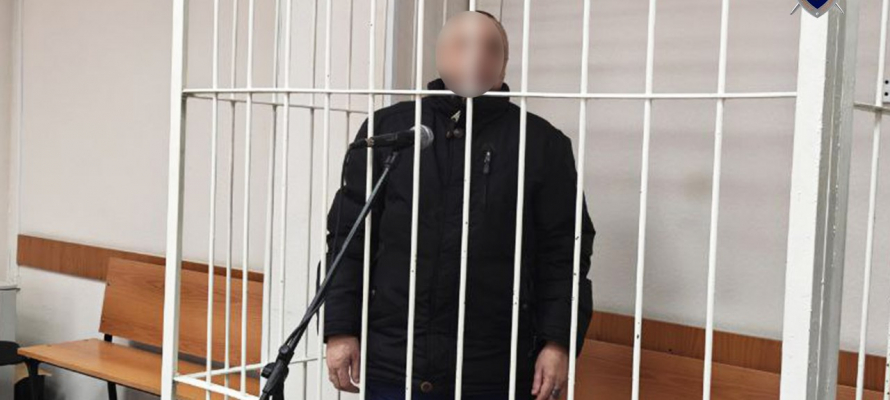 55-летний петрозаводчанин ножом зарезал возлюбленную во время ссоры