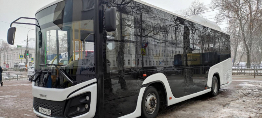 Первый из десяти новых автобусов «СИМАЗ» вышел на линию в Петрозаводске