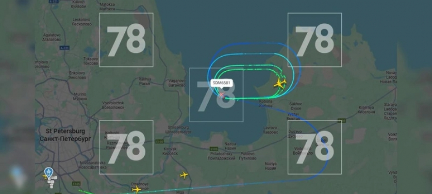 Самолёт более часа кружил над Ладожским озером