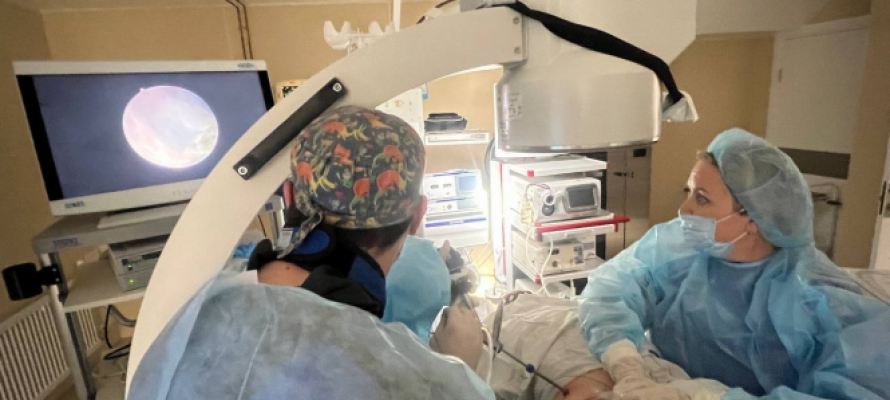 15 дорогостоящих операций будут доступны россиянам по ОМС