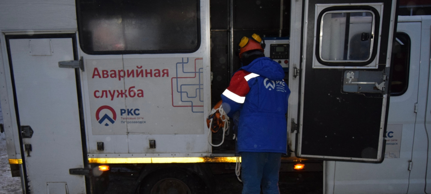 Коммунальщики устранили повреждение на сетях на Кукковке