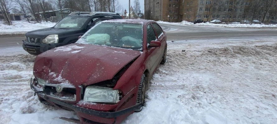 Женщина-водитель получила травмы в ДТП в Кондопоге