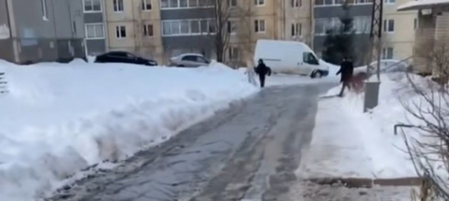 Часть домов на Ключевой из-за аварии осталась без холодной воды