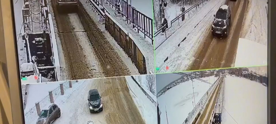 Камеры наблюдения установили на понтонном мосту в Соломенном
