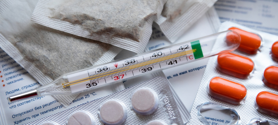В Минздраве опровергли слухи об ограничении больничных при гриппе девятью днями