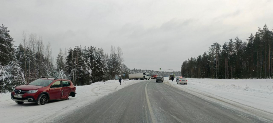 Смертельное ДТП произошло в Олонецком районе Карелии